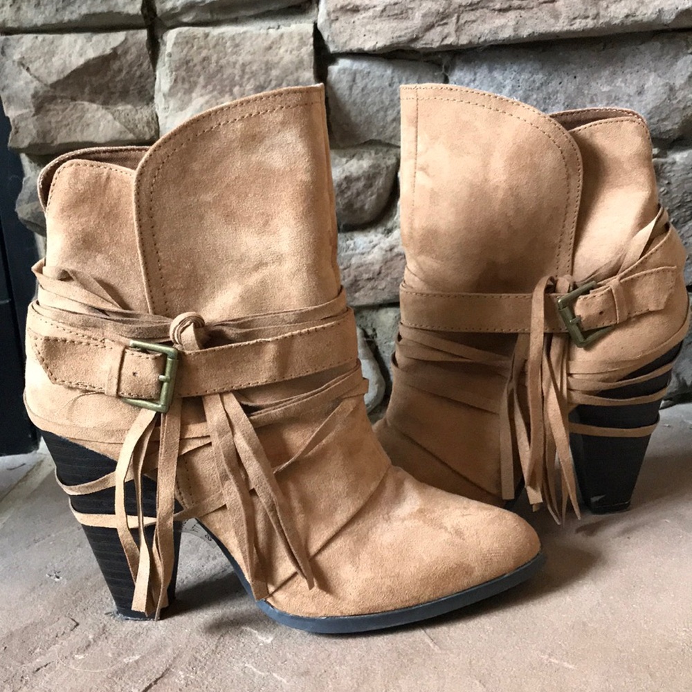 Heeled Booties with Fringe detail